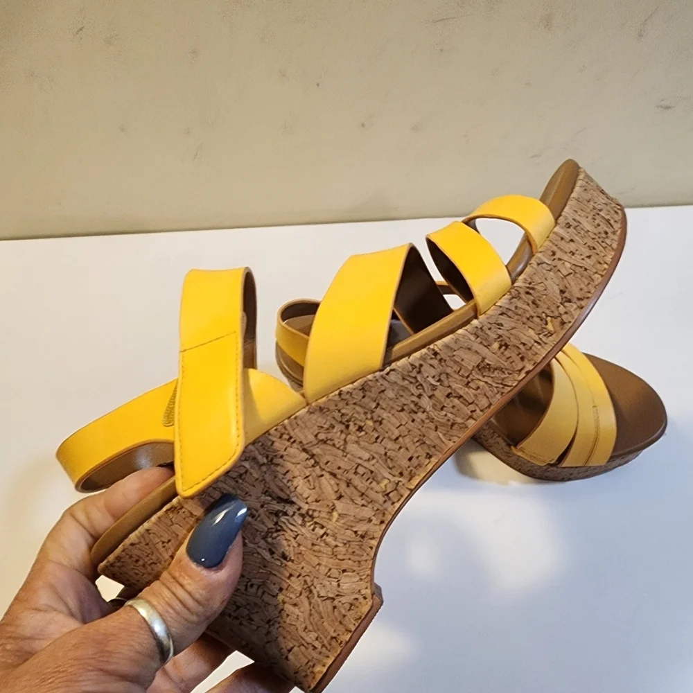 NATURALIZER Cynthia Leather Yellow Strappy Wedge Kork Sandals 8.5M